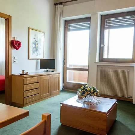 Aparthotel Des Alpes 3*