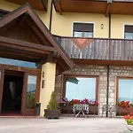 アパートホテル Des Alpes 3*