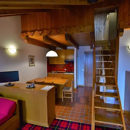 Des Alpes Lejlighedshotel